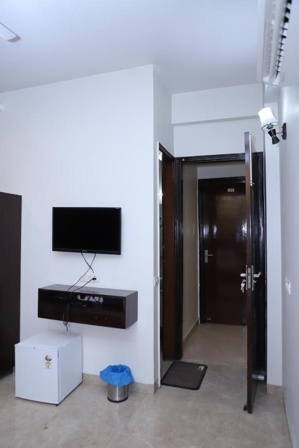 Nirvana Rooms Гургаон Екстериор снимка